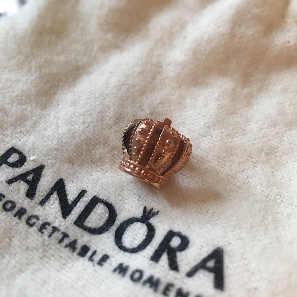 👑AUTHENTIC PANDORA CROWN CHARM IN ROSE GOLD - Picture 2 of 4